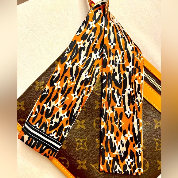 Mixed Colors Monogram Print Twilly Bandeau Wrap Scarf - Picture 3 of 3
